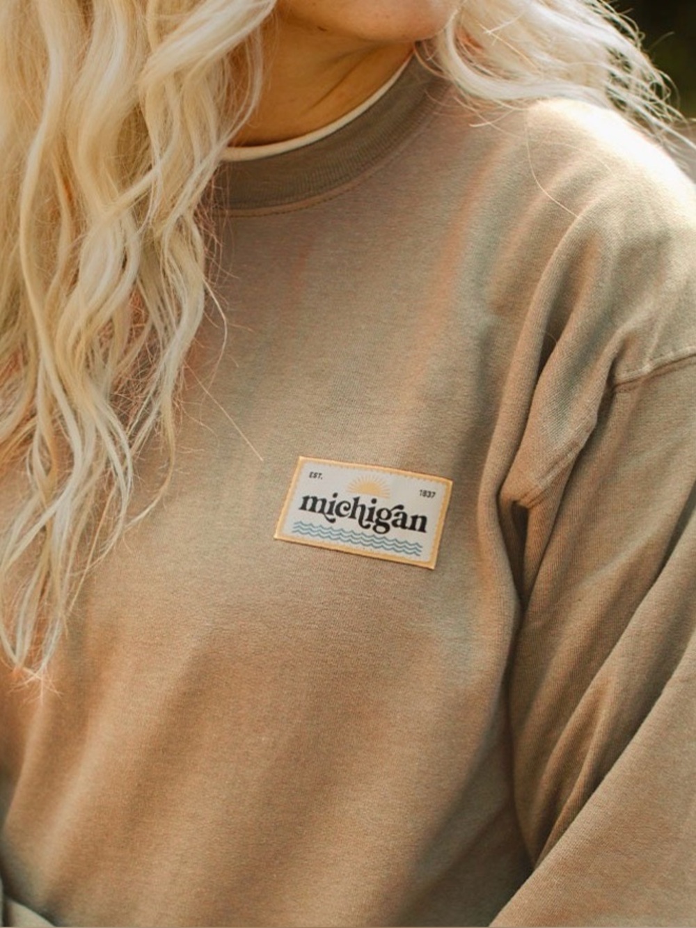 MICHIGAN Patches Crewneck Sweater